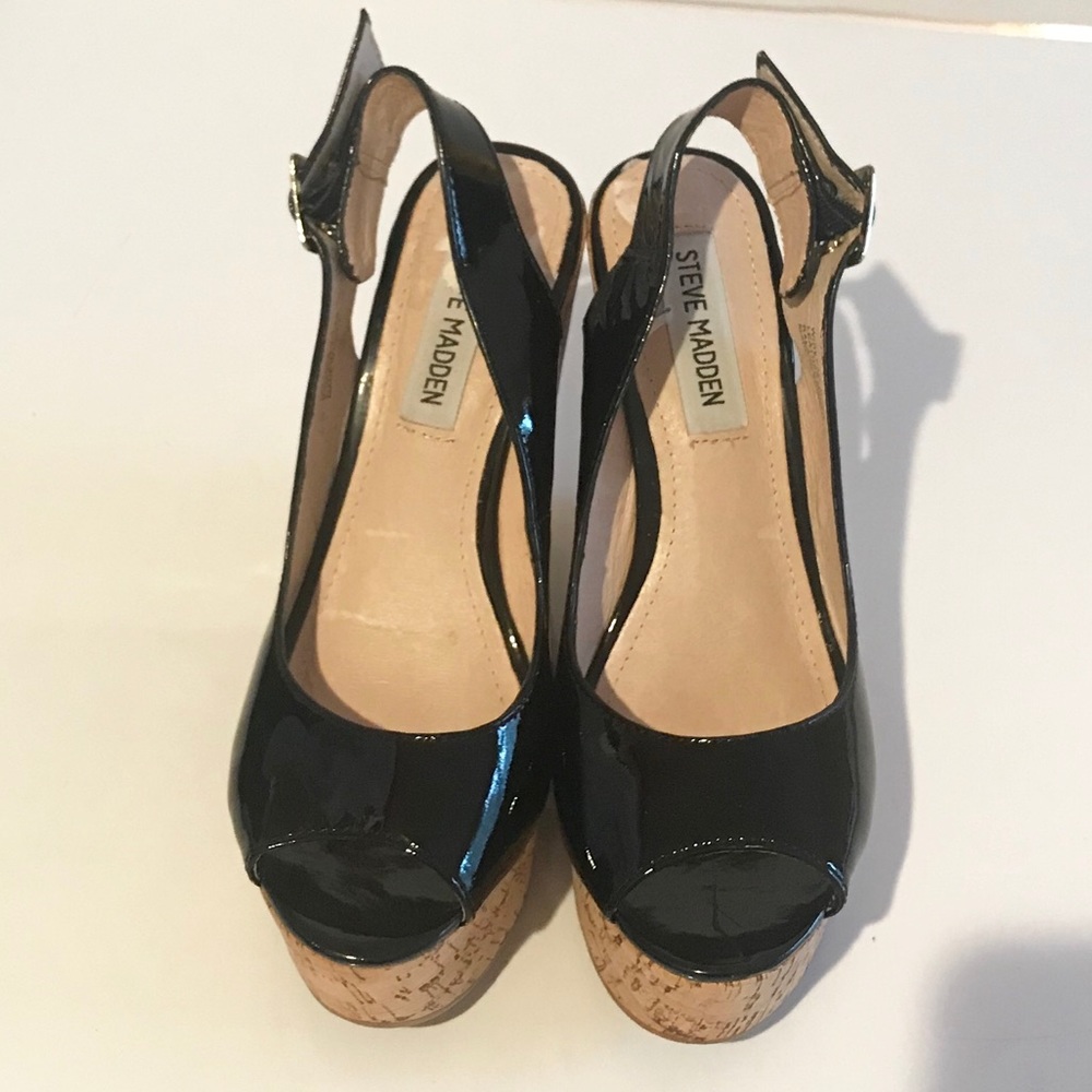 Steve Madden women’s wedge sandal